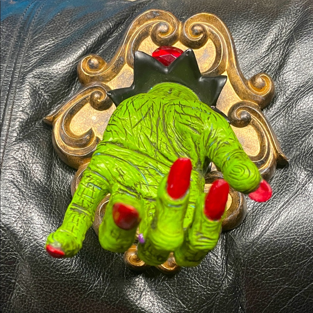 Department 56 Wicked Witch’s Hand Halloween Wall Decor
